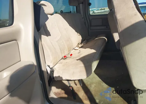 2003 Chevrolet Silverado 1500 Ls z USA, uszkodzony, nr VIN 2GCEC19V131160950